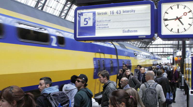 amsterdam_centraal_station-800x445.jpg