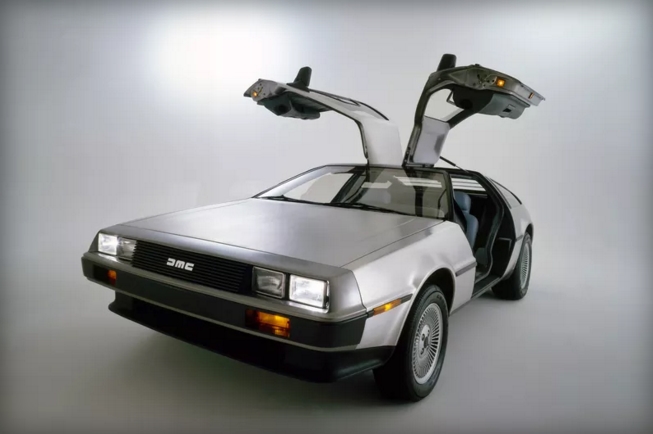 delorean.jpg