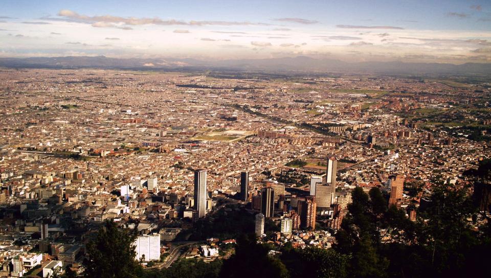Aerial-View-Bogota-Colombia-544x960.jpg