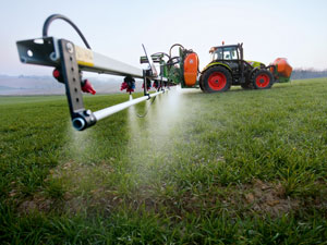 0712CW-FEATURE-Pesticides_Fig2_300.jpg