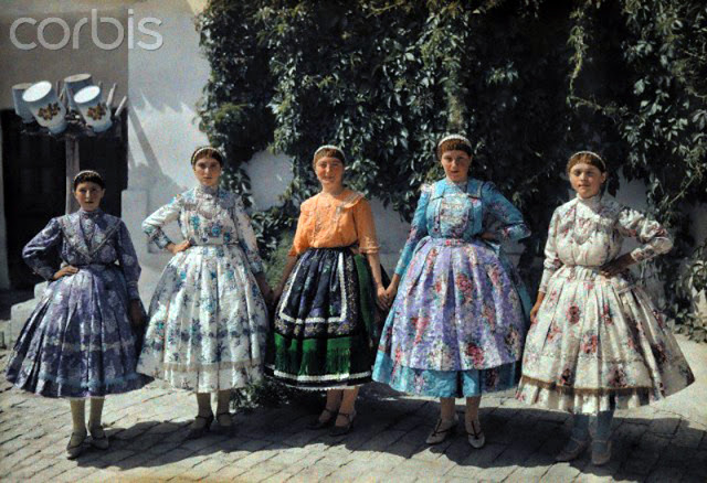 Beautiful Color Photos of Hungary in The Early of 1930s (4).jpg
