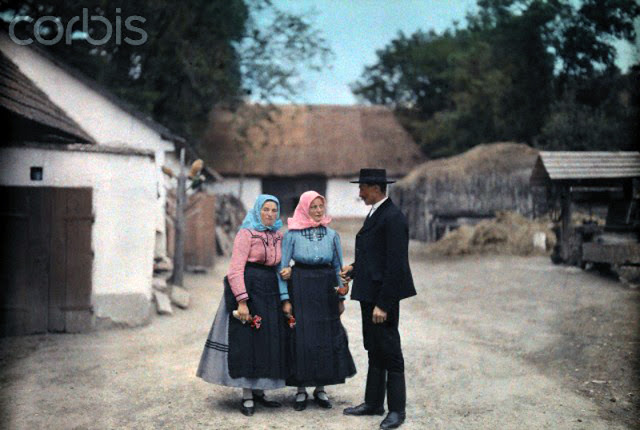 Beautiful Color Photos of Hungary in The Early of 1930s (8).jpg