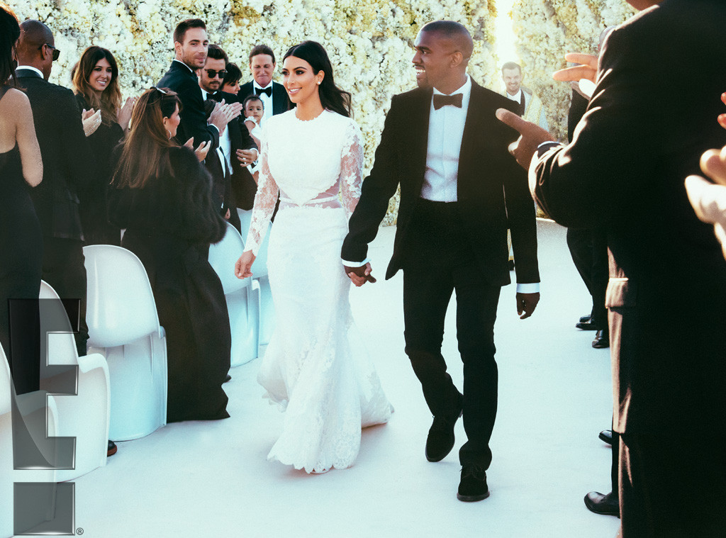 rs_1024x759-140526212702-1024-3kim-kardashian-kanye-west-wedding_ls_52614_copy.jpg