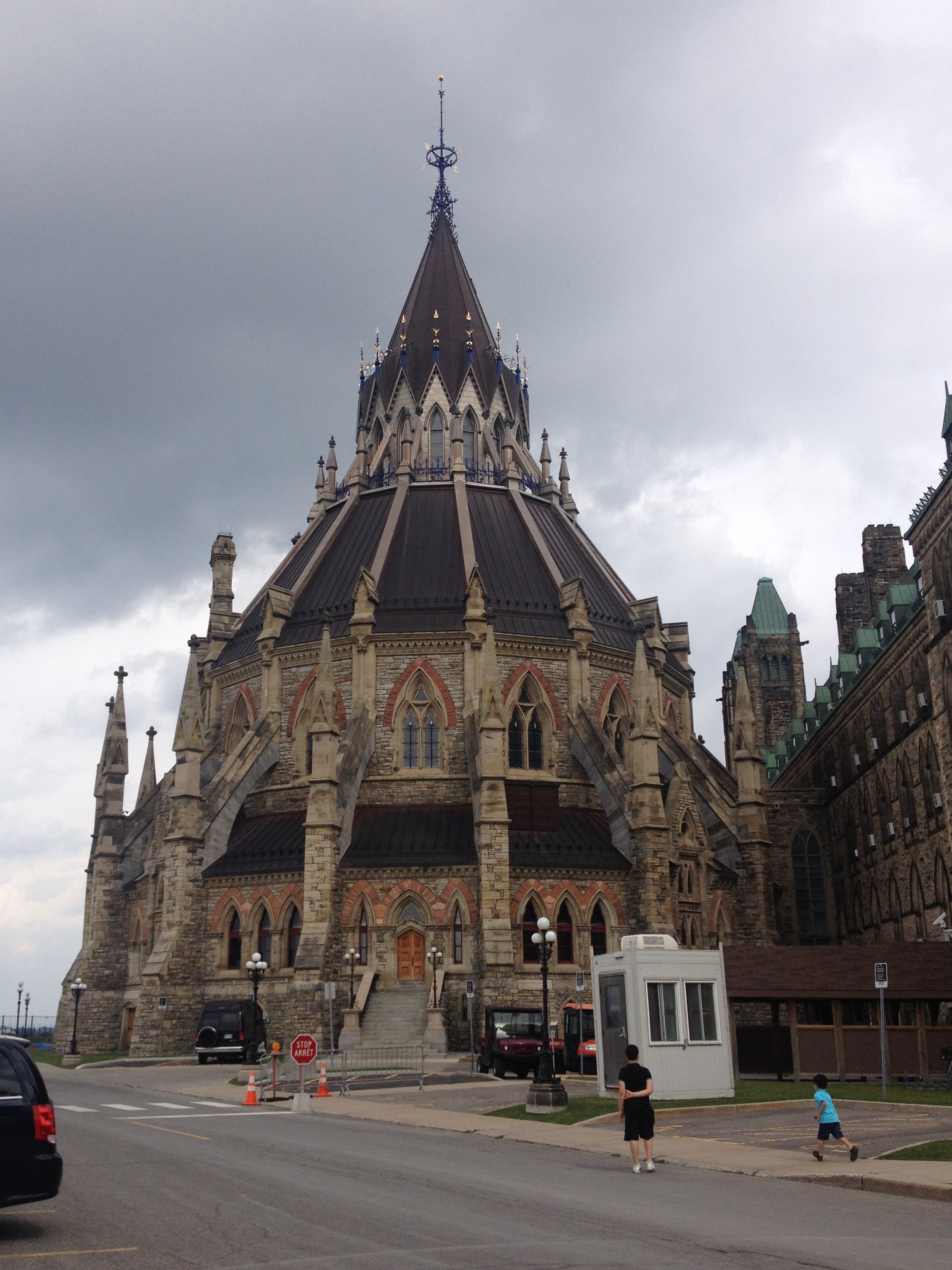 05883 - Ottawa - small.jpg