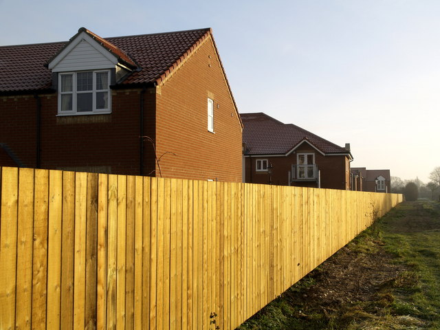 the_long_and_straight_wooden_fence_geograph_org_uk_639013.jpg