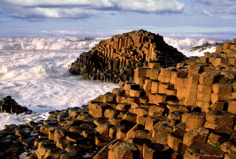 giants-causeway-and-titanic-experience-tour-from-belfast-port_58599.jpeg