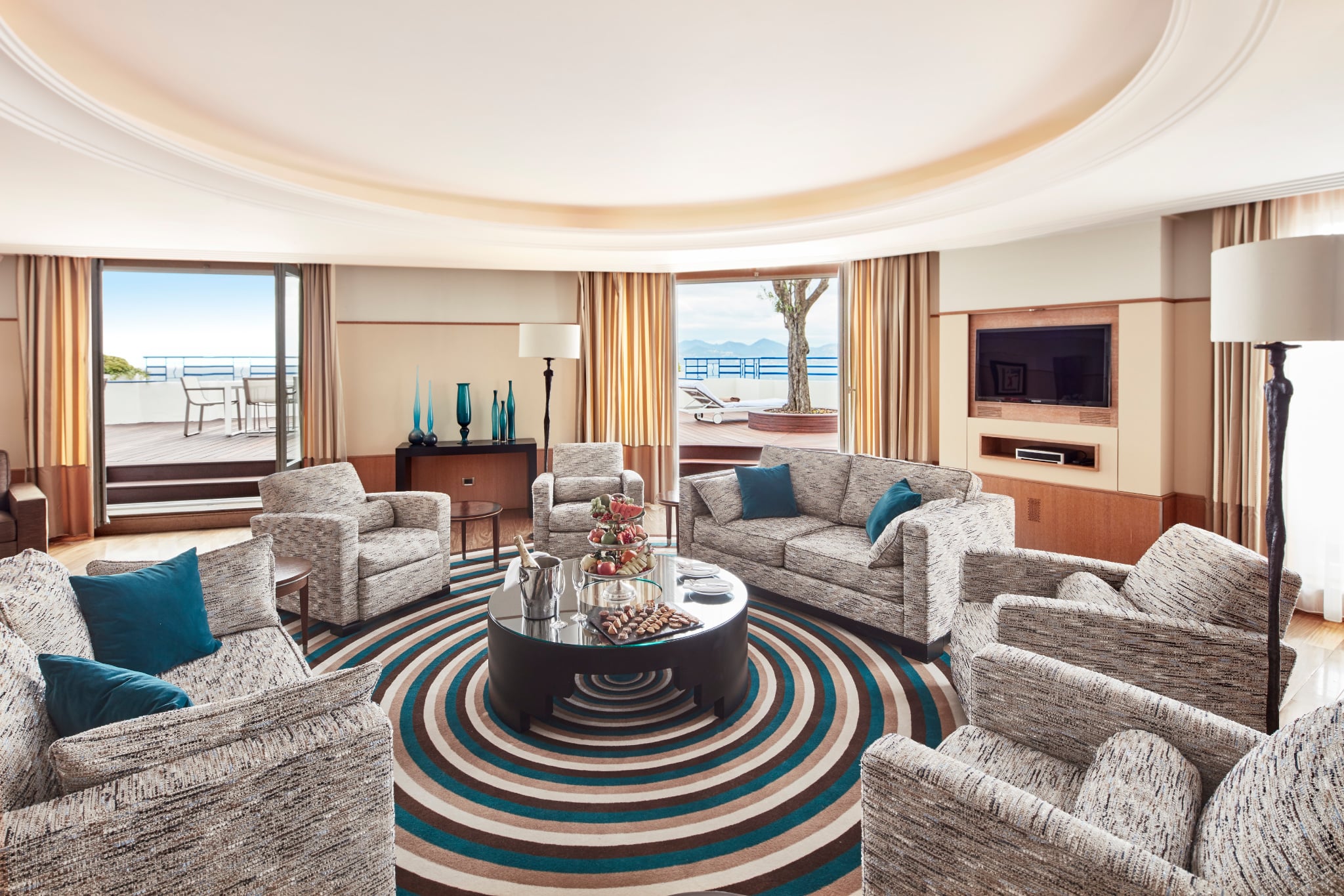 penthouse-suite-grand-hyatt-cannes-hotel-martinez-cannes-france.jpg