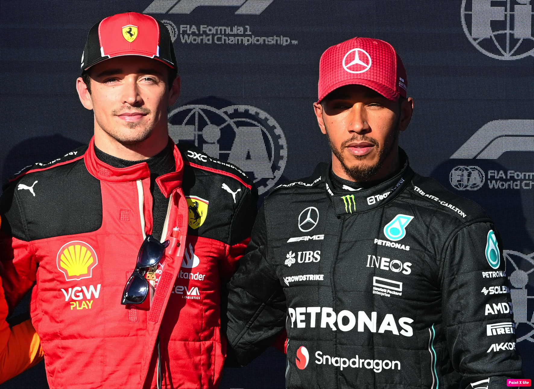 Hamilton-Ferrari megállapodás: Miért döntött a brit pilóta a váltás mellett?