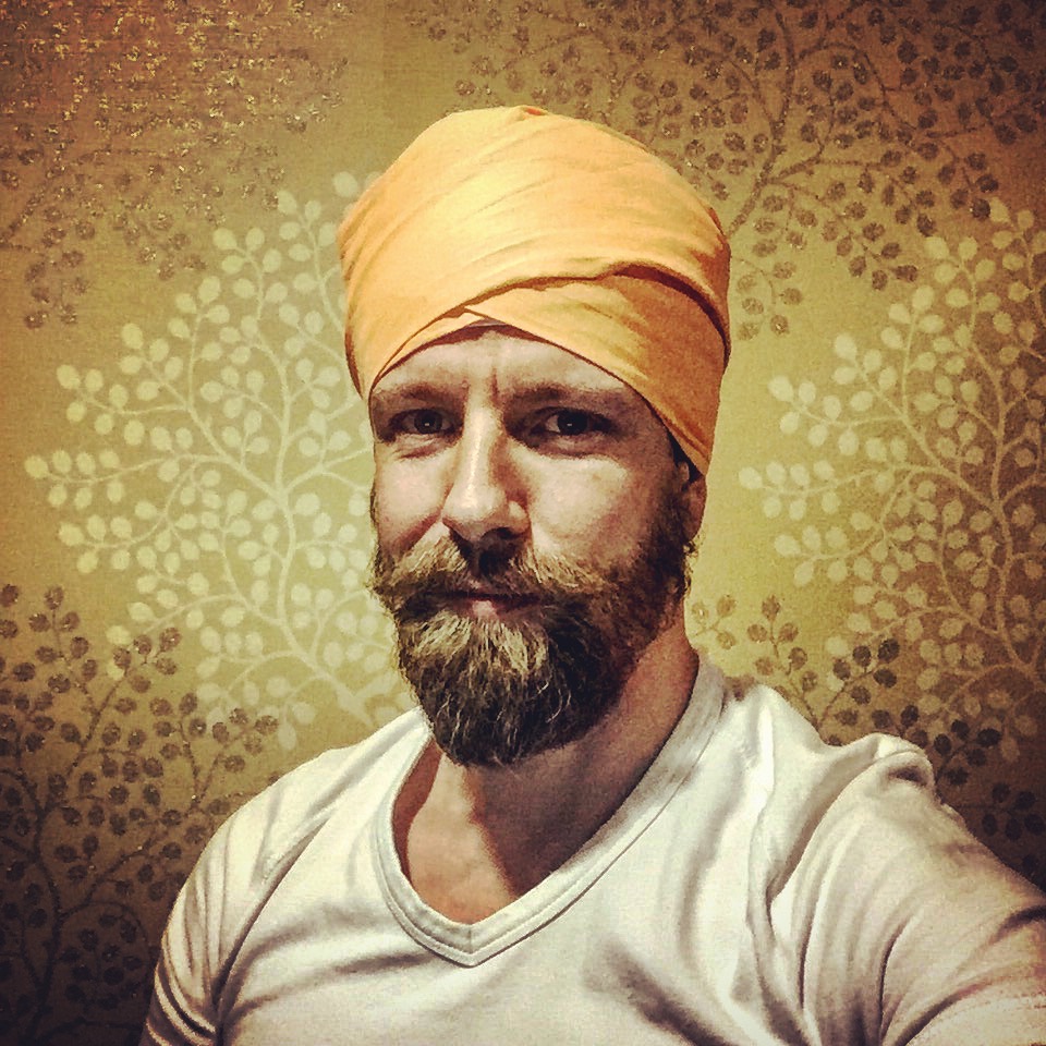 kundalini_yoga_dozsa_zoltan_prabhu_prakash_singh.jpg