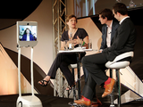 Ott is voltak, meg nem is. Telejelenlét-robotok, blog-konferencia, Alphaville