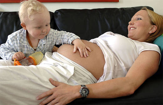 terhes nő gyerek2.jpg