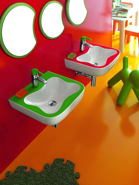 Amazing-Colourful-Children’s-Bathroom-1.jpg