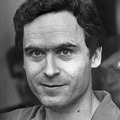 A bájos megtévesztő: Ted Bundy, Amerika leghírhedtebb sorozatgyilkosa