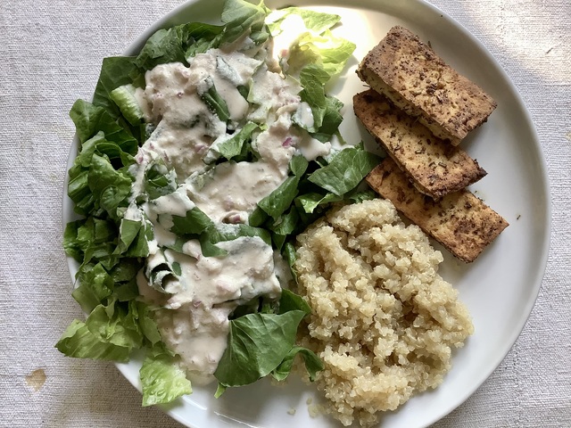 Rozmaringos, zöld citromos, pácolt tofu