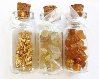 gold-frankincense-myrrh2_1.jpg