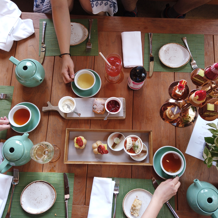 Ha fáj a torkunk, mehetünk közösségbe?