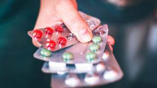 Antibiotikum: barát vagy ellenség? Amit mindenképp tudnod kell, mielőtt beveszed