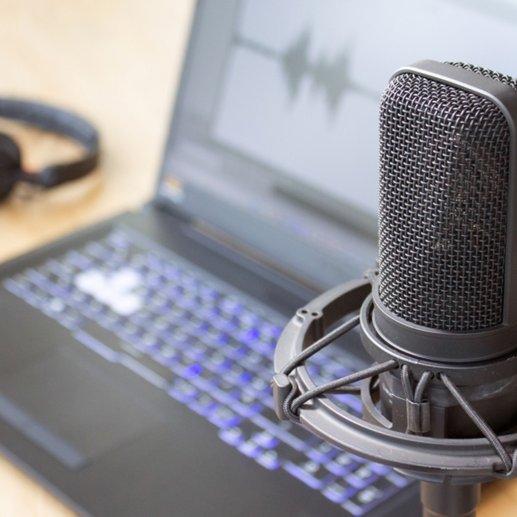 Amikor a mikrofon már készen áll, de a hang nem – tévhitek és tények a hangvesztés kezeléséről