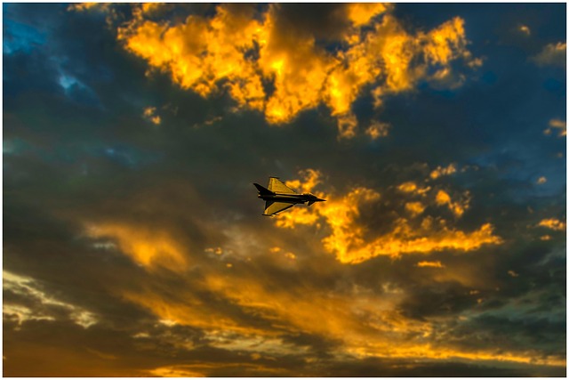 plane-4735748_640.jpg