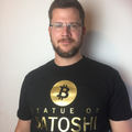 Iszonyú menő Bitcoin pólók a Kryptoda.com-tól