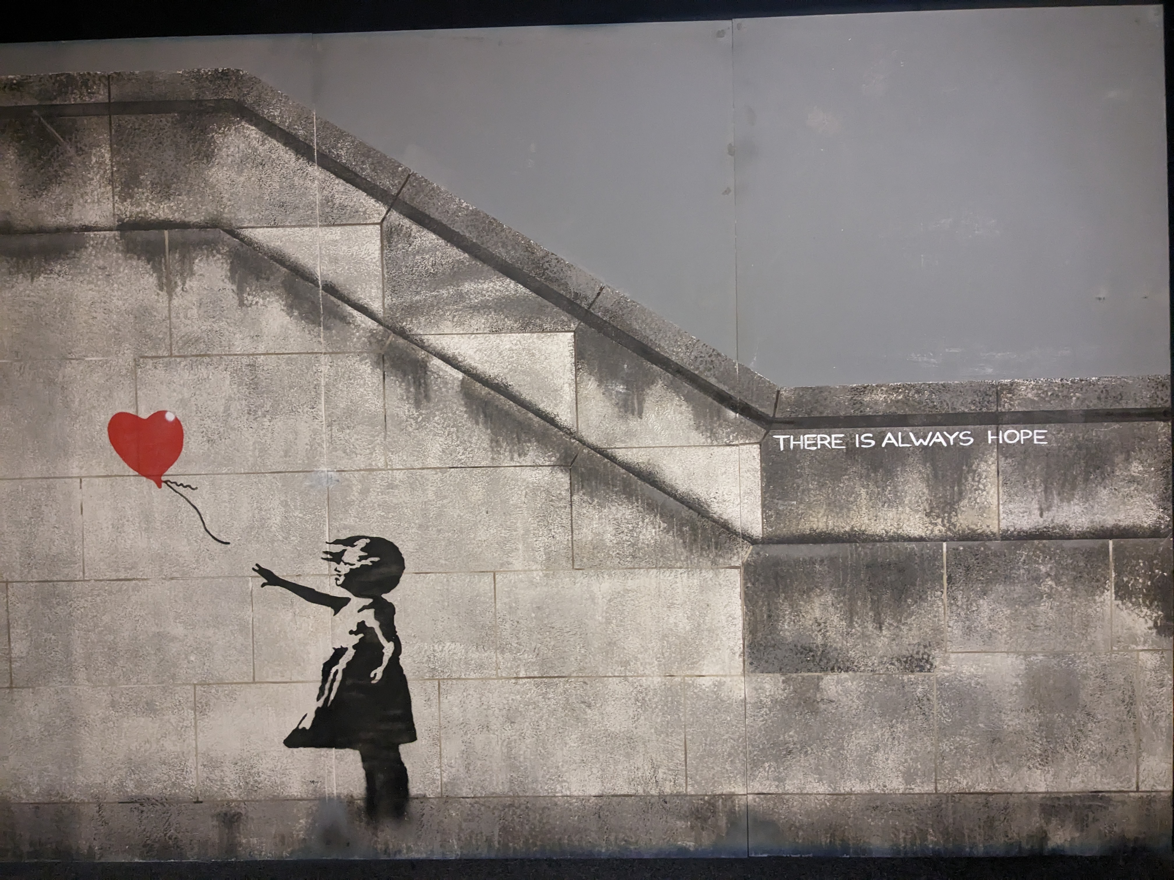 07_banksy_budapest_lufi.jpg