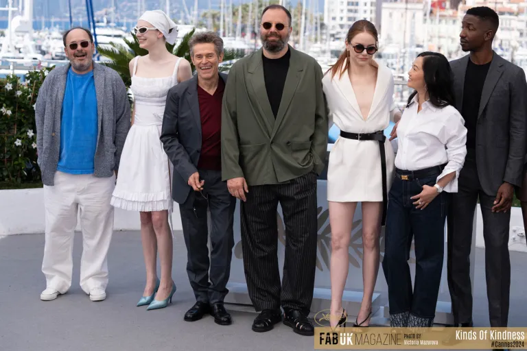 kinds-of-kindness-photocall-at-the-77th-cannes-film-festival-3-1.webp