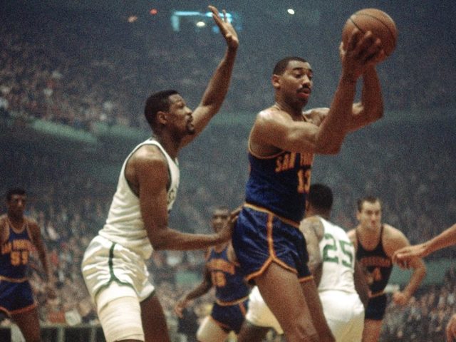 Óriások földjén: Bill Russell és Wilt Chamberlain évtizedes párharca