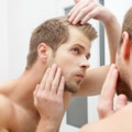 Te is szenvedsz a hajhullástól? Ezzel a 4 természetes módszerrel megállíthatod!