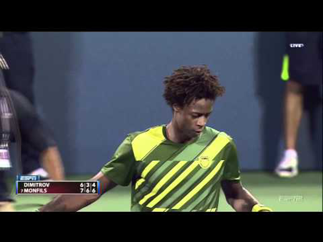 A nap videója: csókolni akart a legyőzött a teniszmeccsen