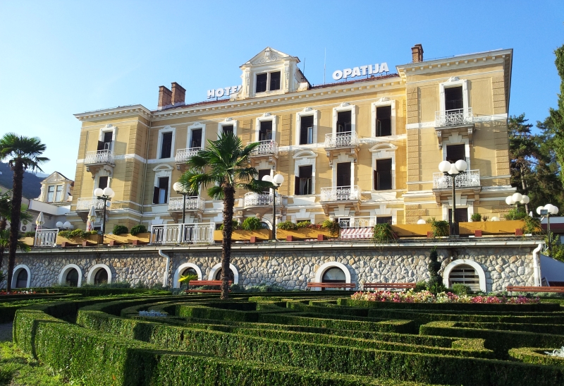 hotel_opatija_kicsi.jpg