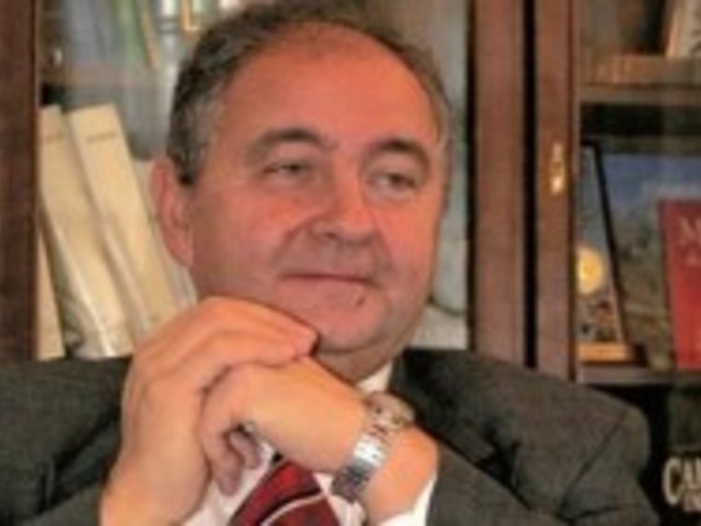 „Fidesz általi megszállás” - Várnai lemondott!