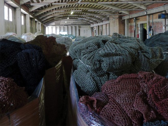 econyl-fishing-nets-1-537x402.jpg