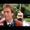 "When Huey Lewis was the news"