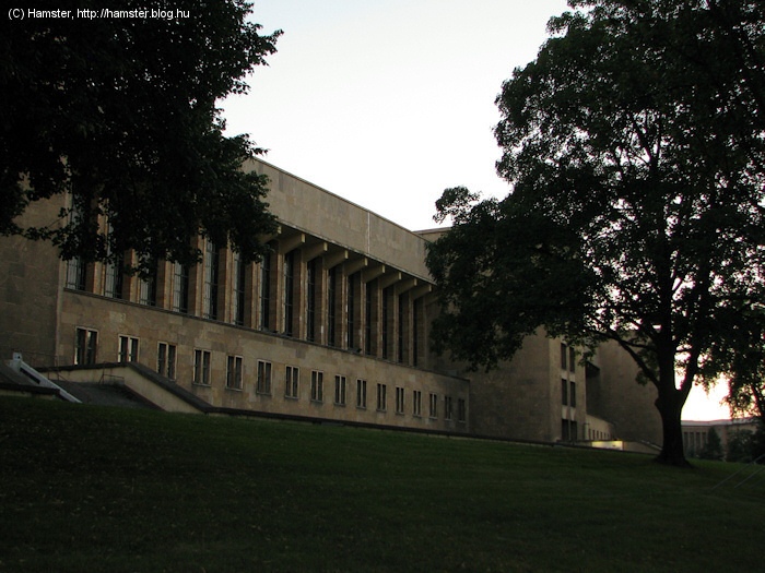 Tempelhof_kintrol.jpg