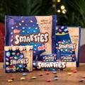 Smarties újrahasznosítható papír csomagolásban világszerte