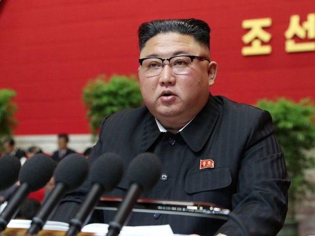 Kim Jong-un:  Észak Kórea gazdasági terve kudarcot vallott.