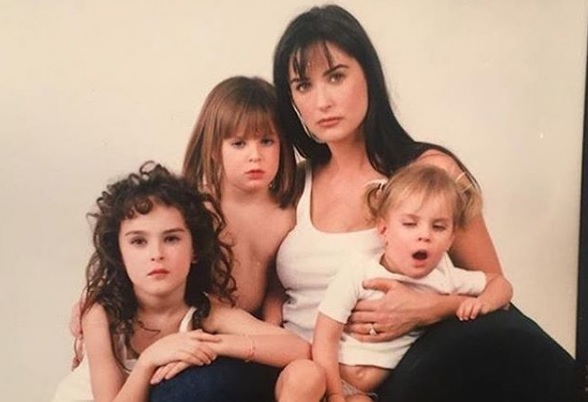 demi_moore_insta.jpg