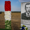 „Hüse Károly emlékét 1978-tól napjainkig az ejtőernyős társadalom példaértékűen őrzi” – III. Hüse Károly ejtőernyős emléktalálkozó és emlékverseny – Szolnok 2022.07.28.
