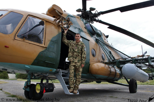 Repülőműszakiak a piros vonalon - 1. rész: Major Kálmán törzsőrmester, sárkány-hajtómű mechanikus