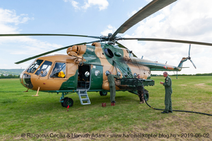 Budaörsről végez felderítő repülést az MH 86 Szolnok Helikopter Bázis szállító helikoptere a Hableány turistahajó katasztrófája után - 2019.06.02.