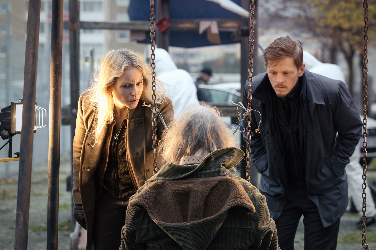 g7b5662_bronbroeniii_sofia-helin-as-saga-noren_thure-lindhardt-as-henrik_photo-carolina-romare.jpg