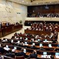 Az izraeli országgyűlés törvényt fogad el parlamenti képviselők kiűzéséről