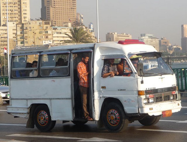 Egyiptom, Kairó, mikrobusz.jpg