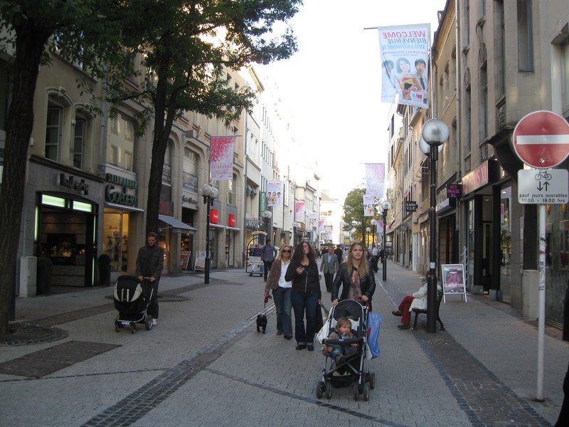 Luxemburg főutca.jpg