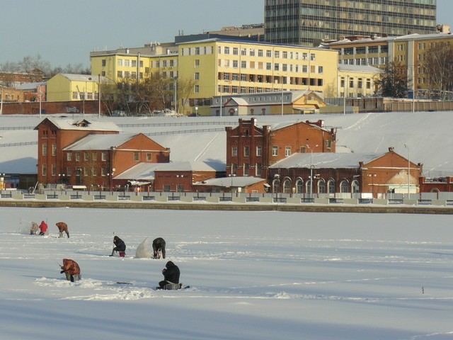 lékhorgászok a víztározón.jpg