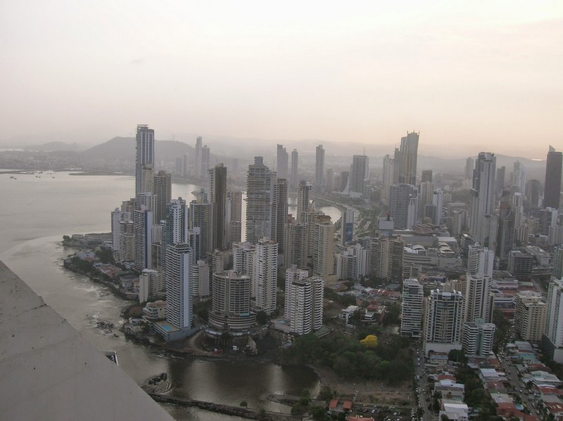 panama_city_a_levegobol.JPG