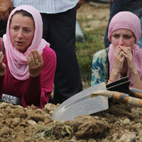 30 éve történt de sosem feledjük!! Képes megemlékezés a srebrenicai mészárlásról 18+