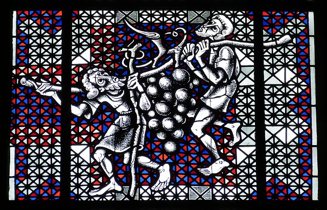 church-window-2294958_640.jpg