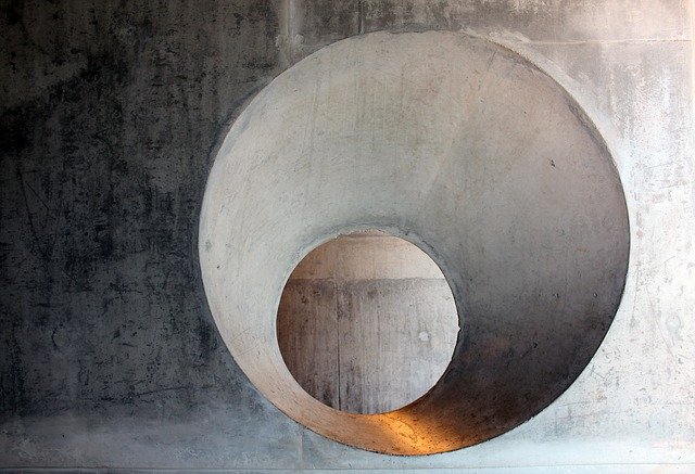 concrete-2420845_640.jpg