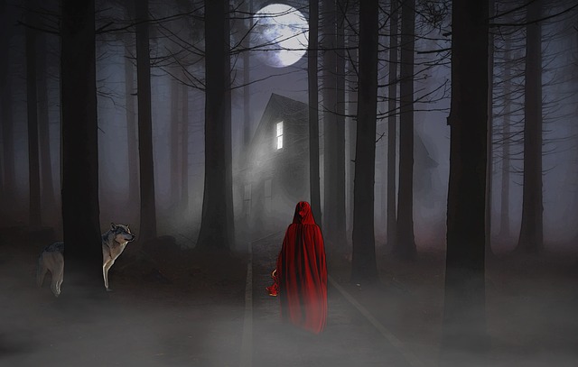 full-moon-1654539_640.jpg